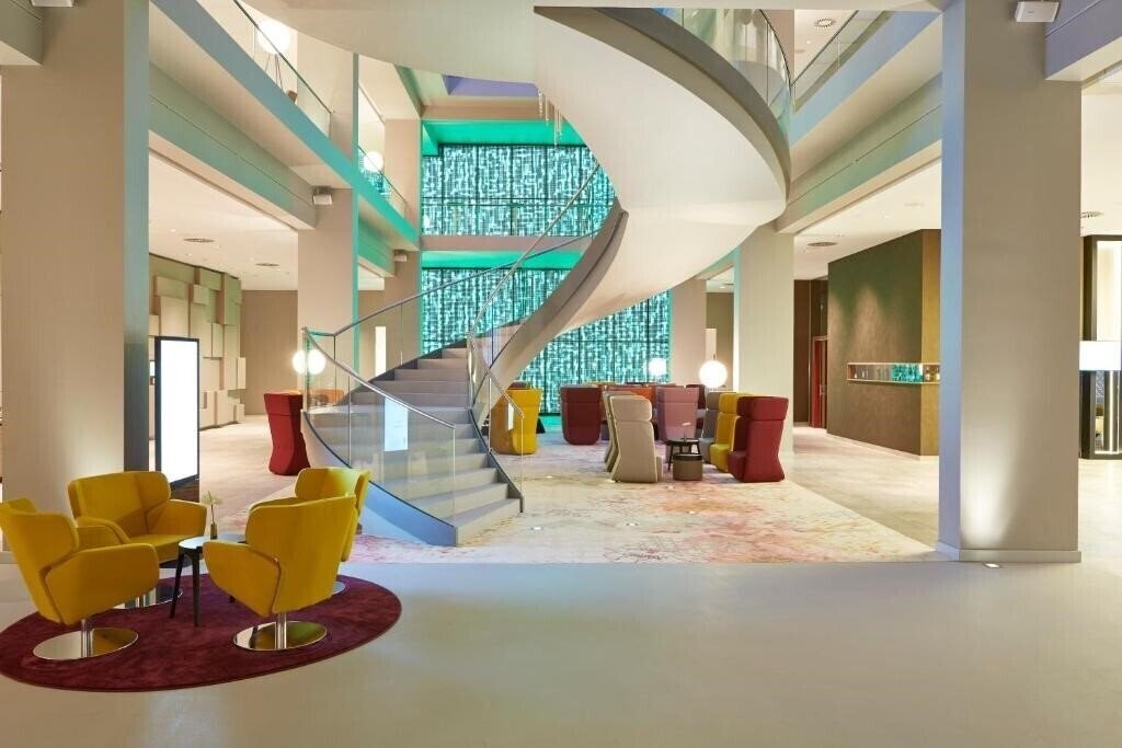 Готель Steigenberger Hotel Am Kanzleramt 5*