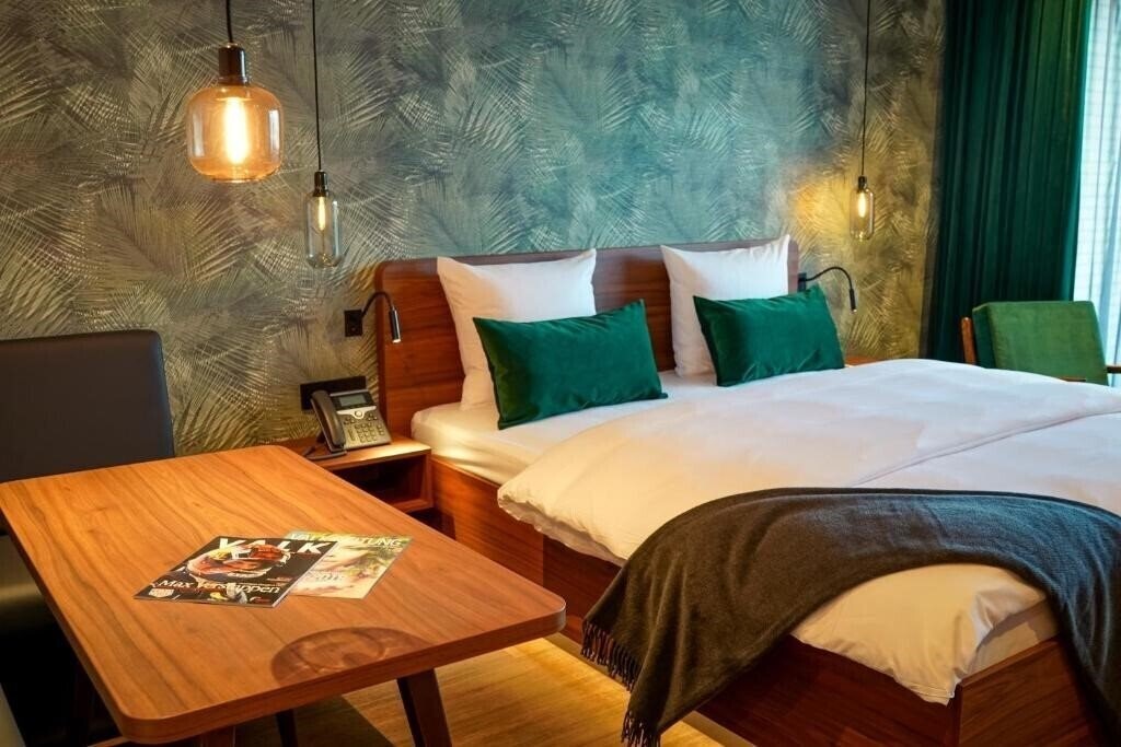 Фото Van Der Valk Hotel Berlin Brandenburg 4*