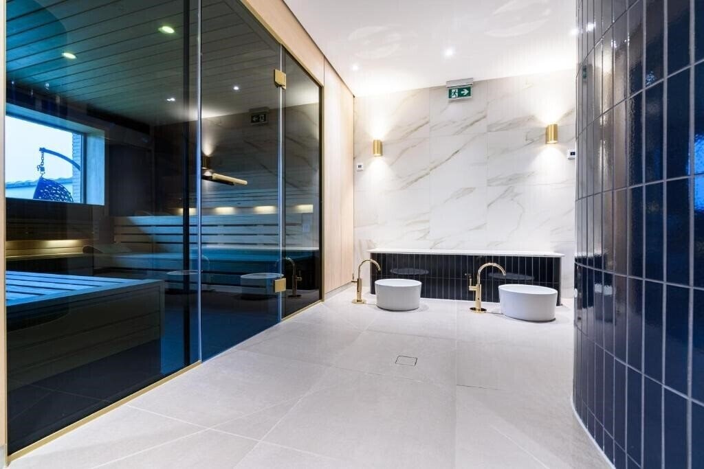 Изображение Van Der Valk Hotel Berlin Brandenburg 4*