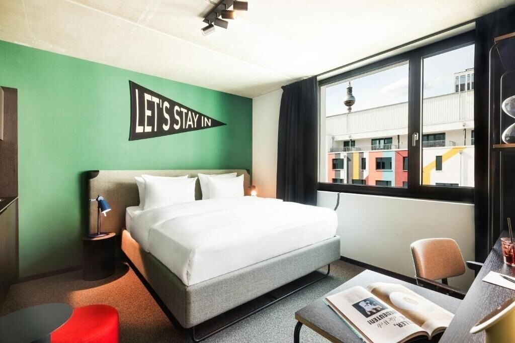 Фото The Social Hub Berlin Alexanderplatz 4*