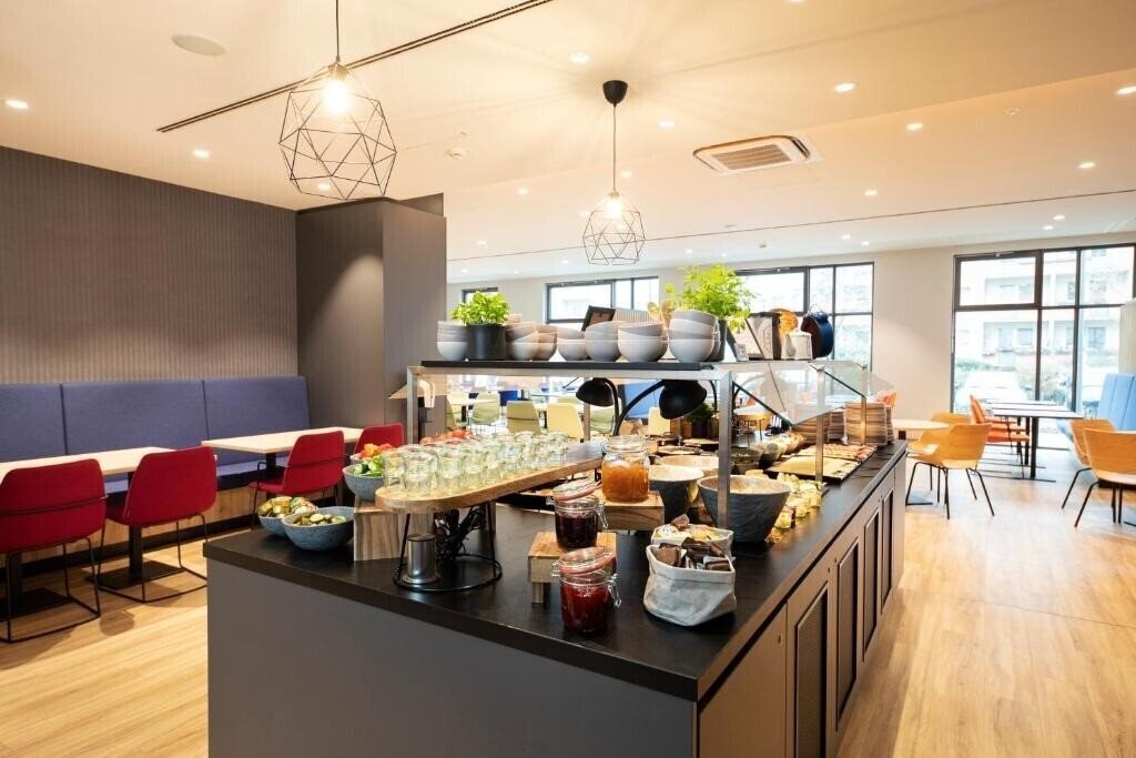 Картинка Loginn Hotel Berlin Airport 3*