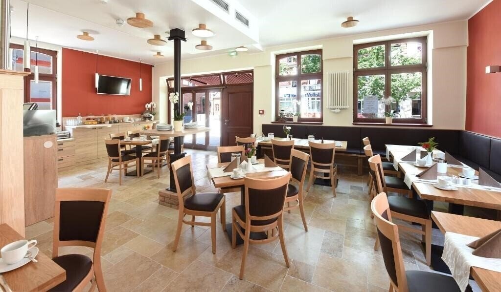 Изображение Port Inn Hotel 3*