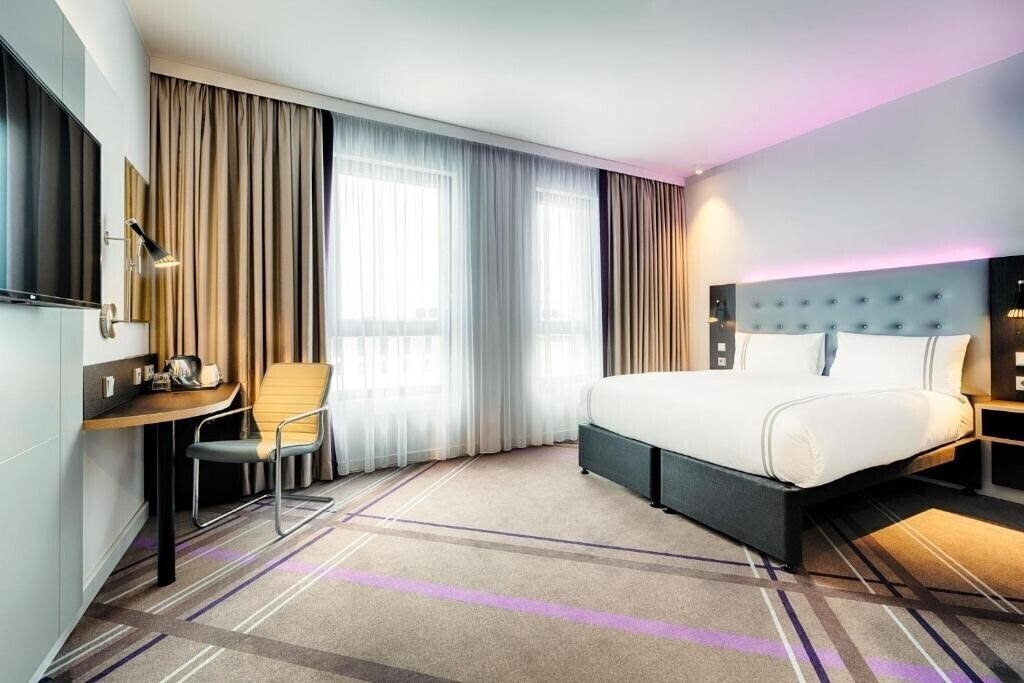 Фото Premier Inn Berlin Airport 3*