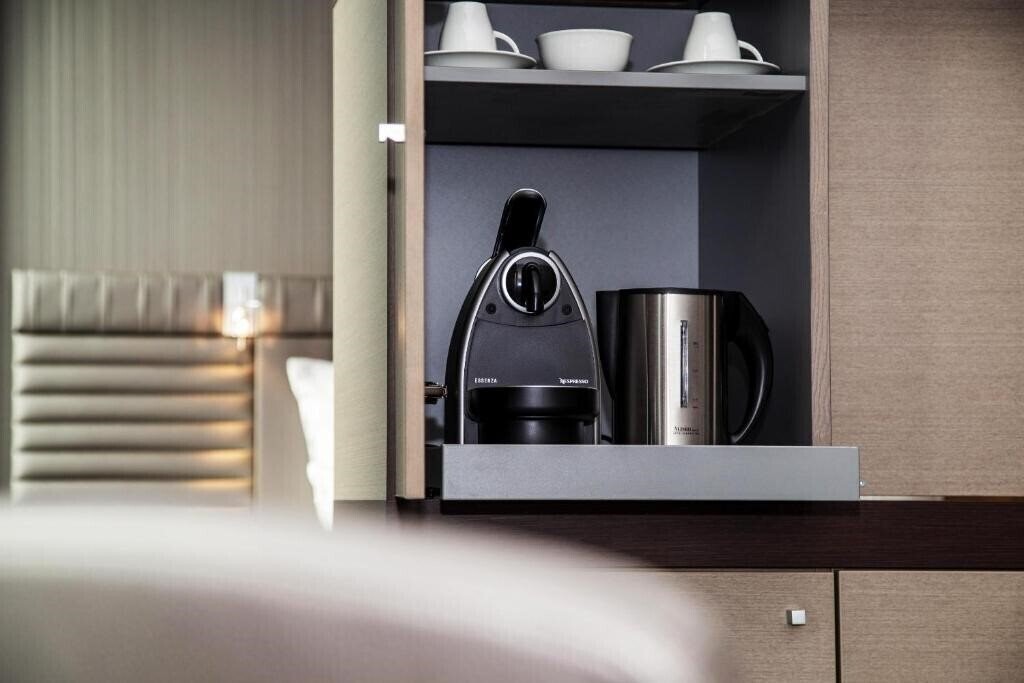 Картинка Steigenberger Airport Hotel Berlin 4*