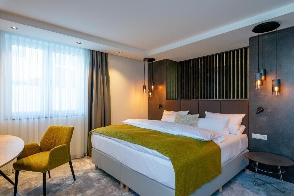 Фото Hotel Esplanade Dortmund 4*