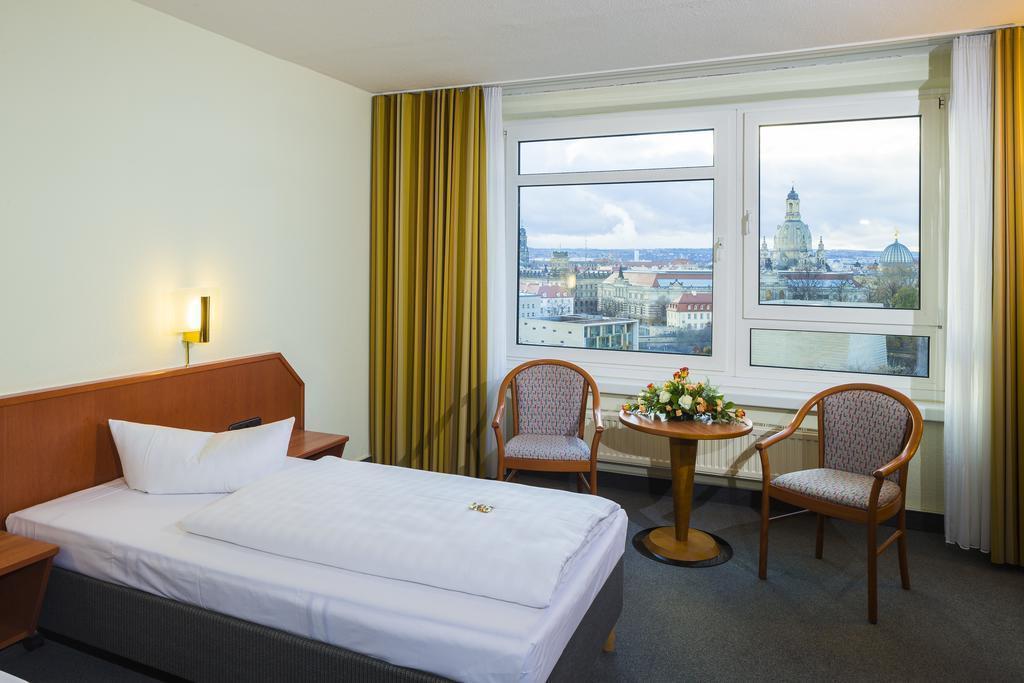 Картинка Am Terrassenufer 4*