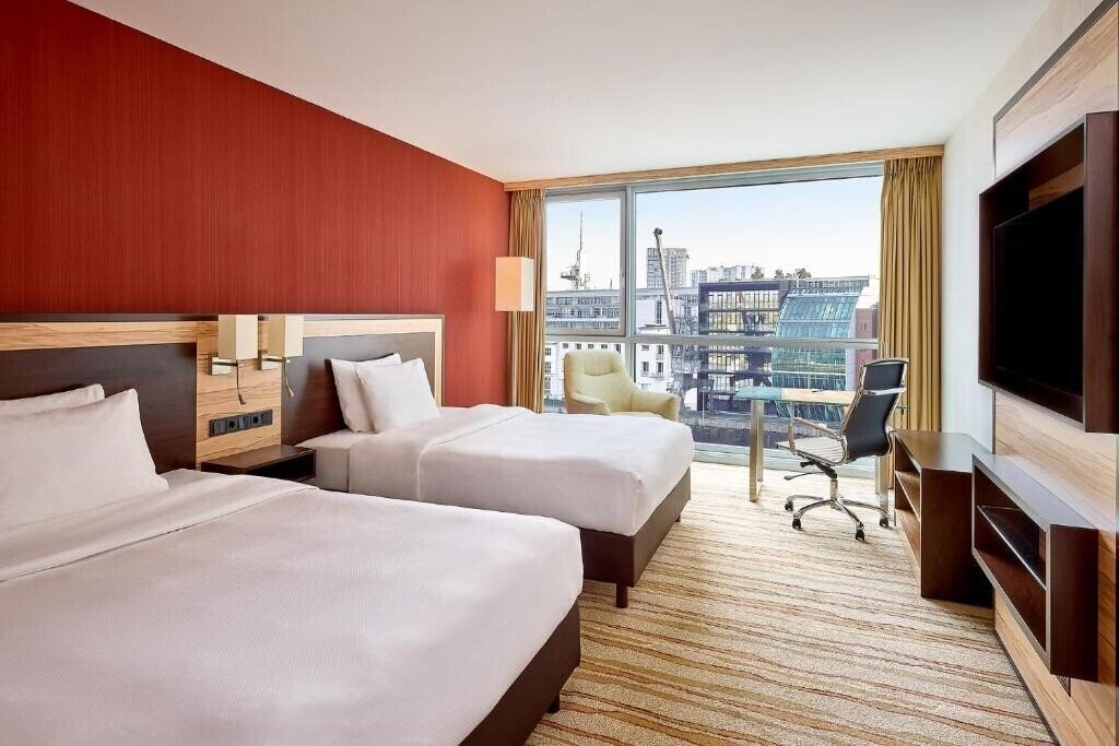 Картинка Courtyard by Marriott Duesseldorf Hafen 4*
