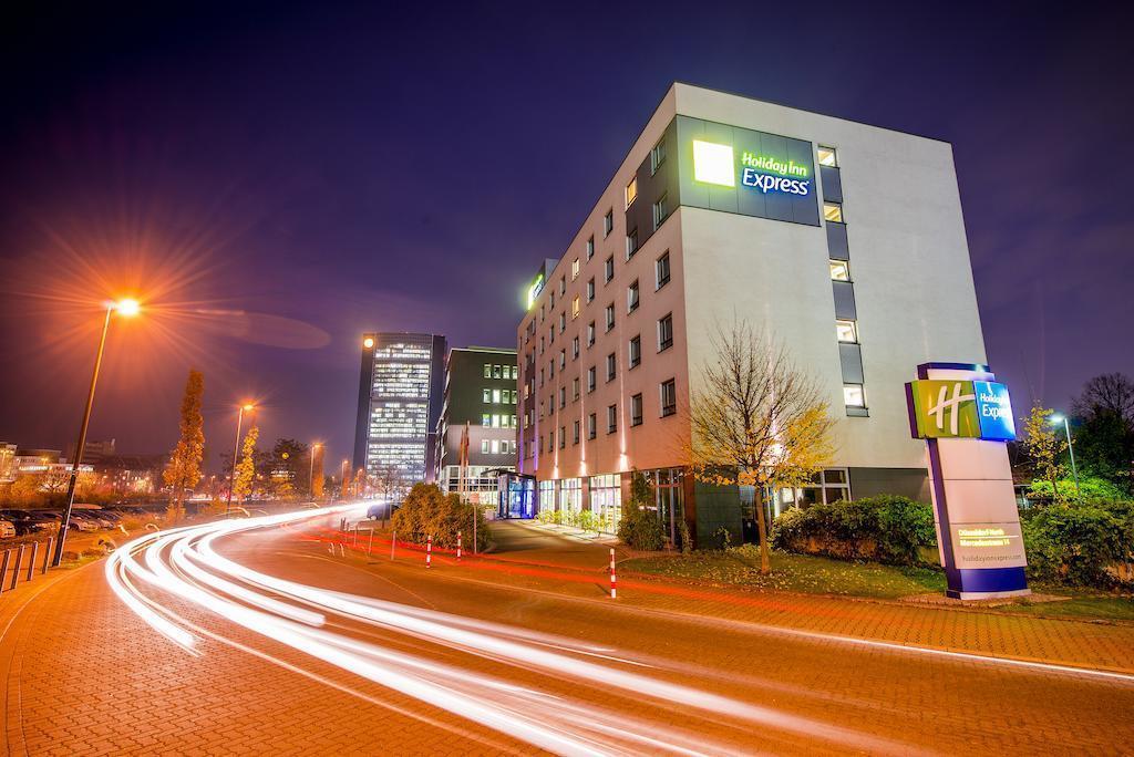 Фотография Holiday Inn Express Duesseldorf - City North 3*