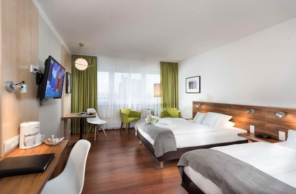 Изображение Best Western Ambassador Hotel 3*