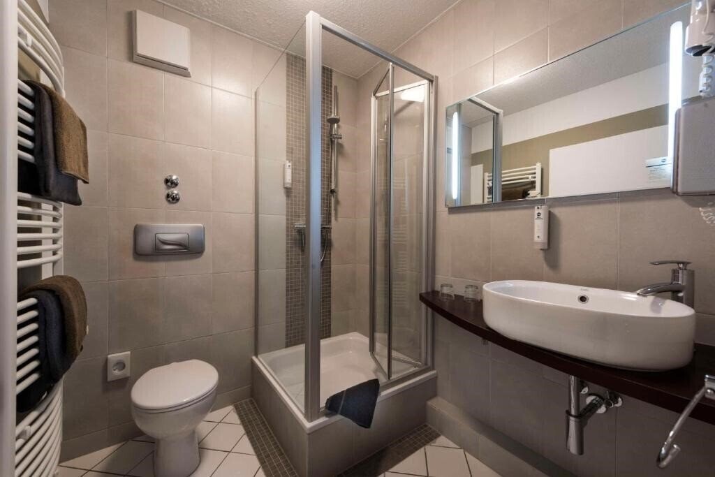 Картинка Best Western Ambassador Hotel 3*