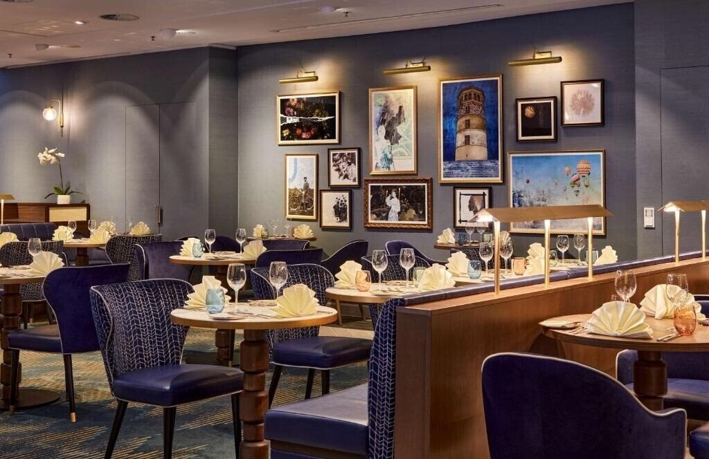 Фото Hilton Dusseldorf 5*