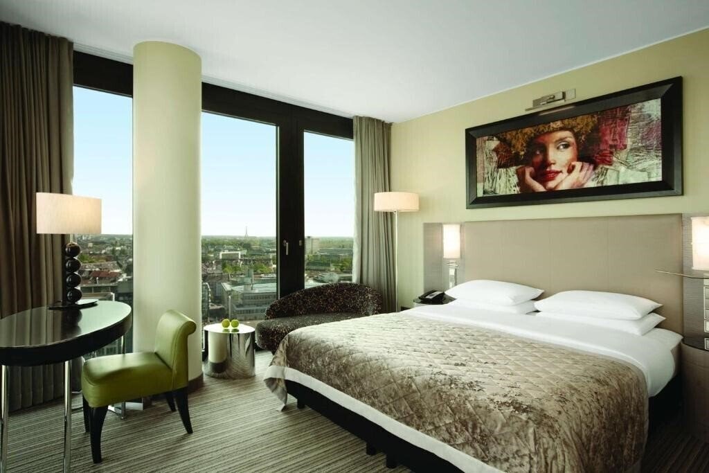 Картинка Hyatt Regency Dusseldorf 5*