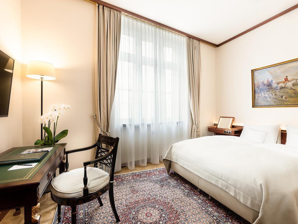 Фото Derag Livinghotel De Medici 5*