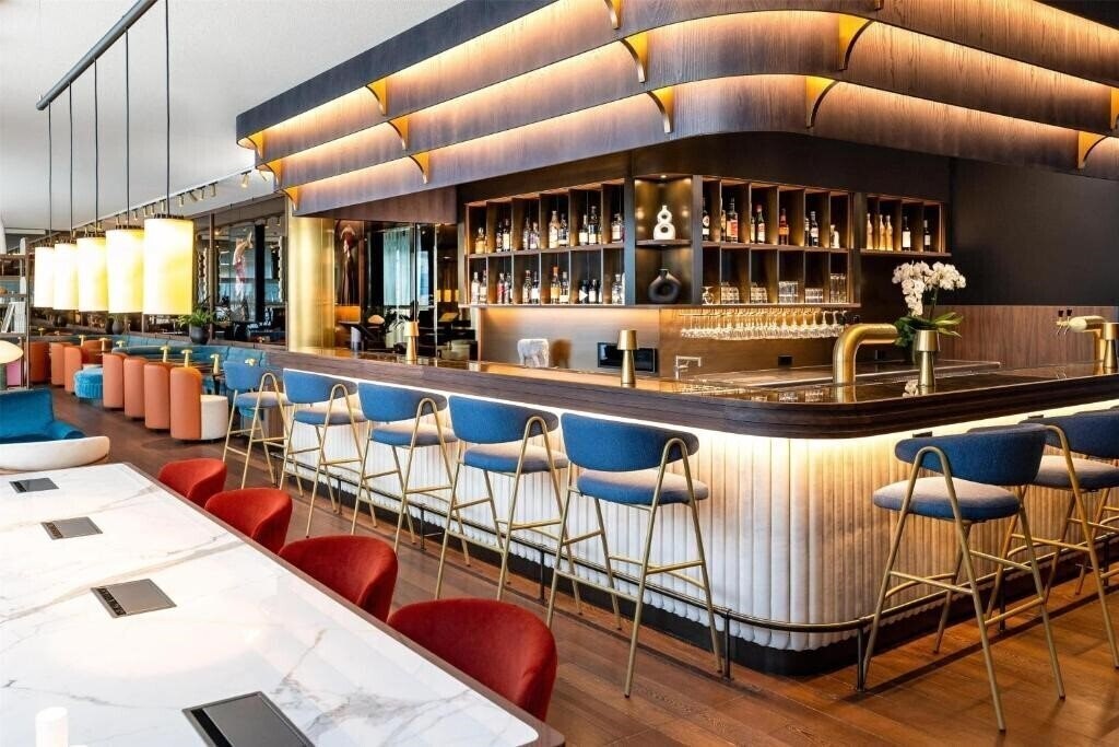 Фотографія Radisson Blu Media Harbour Hotel, Dusseldorf 4*