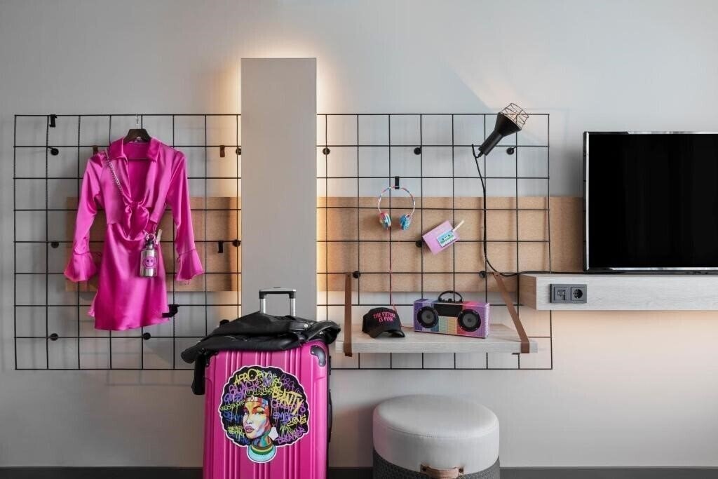 Картинка Moxy Duesseldorf City 4*