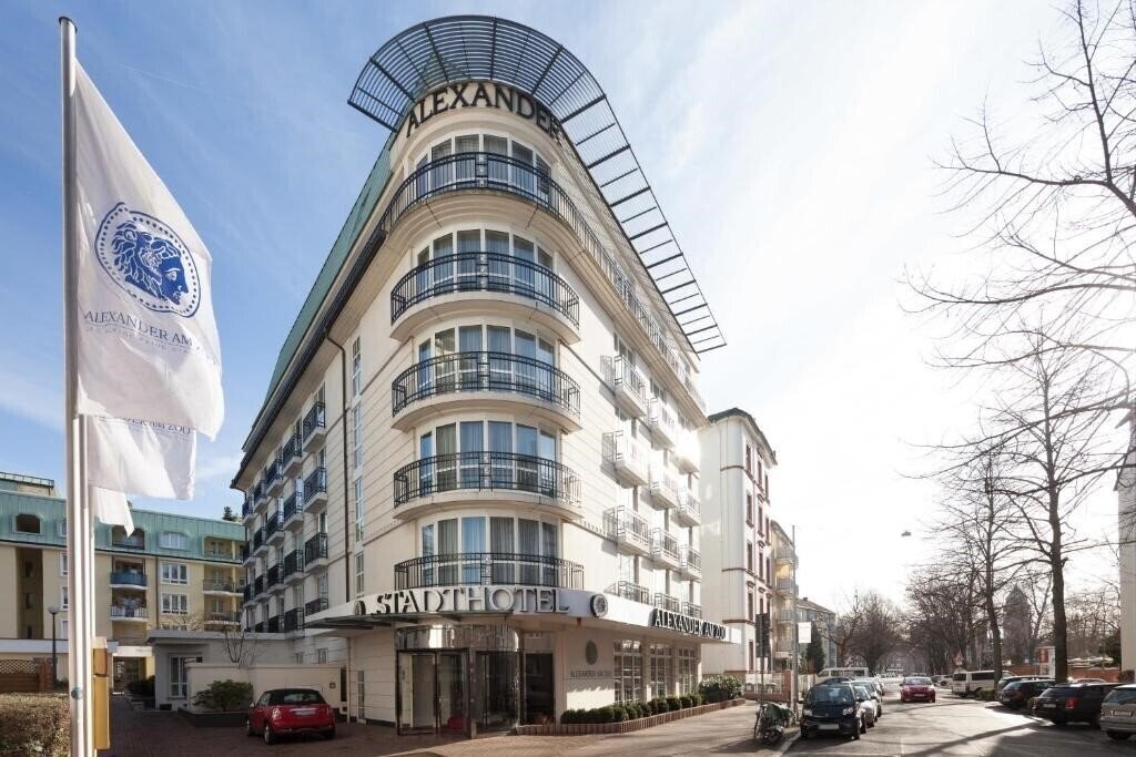 Готель Alexander Am Zoo 3*