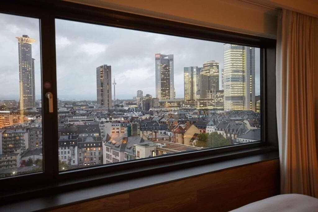 Фото Scandic Frankfurt Museumsufer 4*