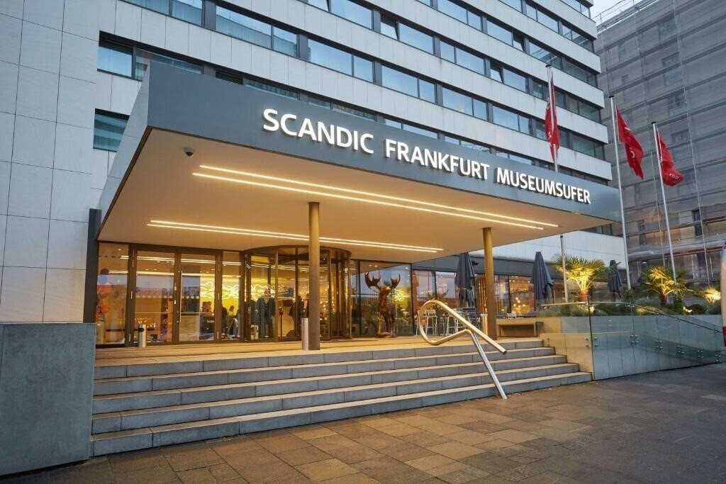 Отель Scandic Frankfurt Museumsufer 4*