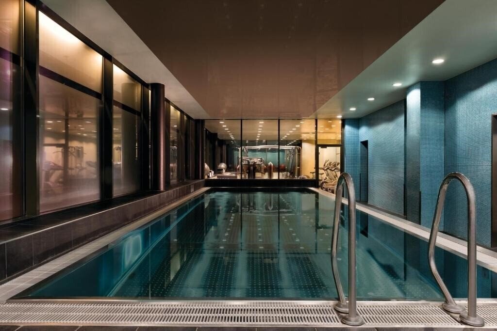 Изображение Adina Apartment Hotel Frankfurt Neue Oper 4*