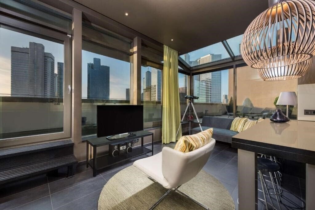 Картинка Adina Apartment Hotel Frankfurt Neue Oper 4*
