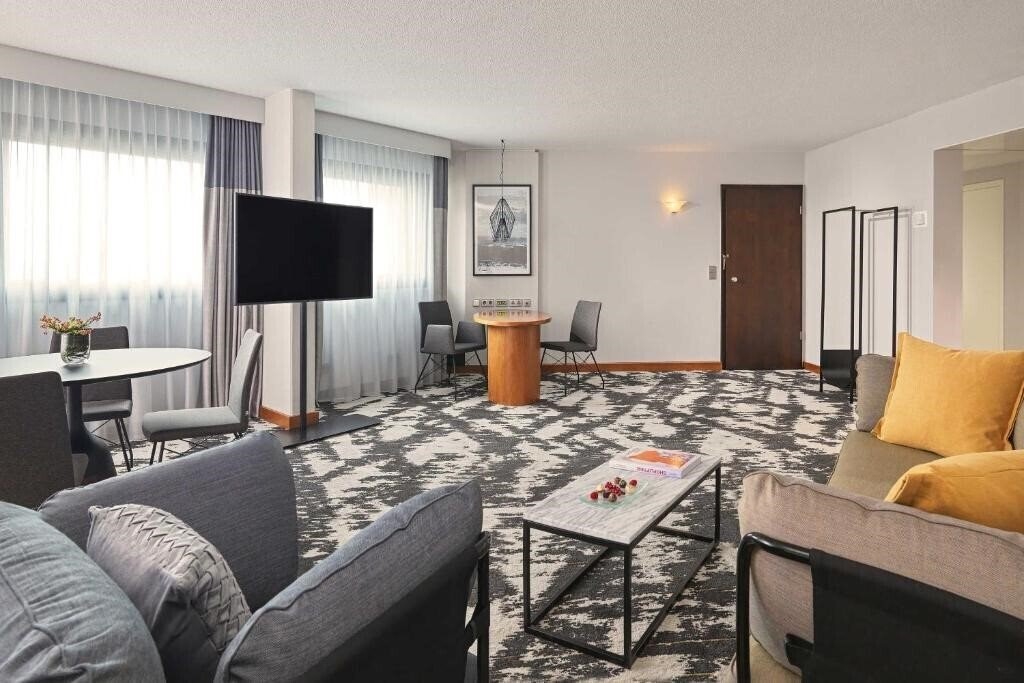 Фотографія Sheraton Frankfurt Airport Hotel & Conference Center 4*