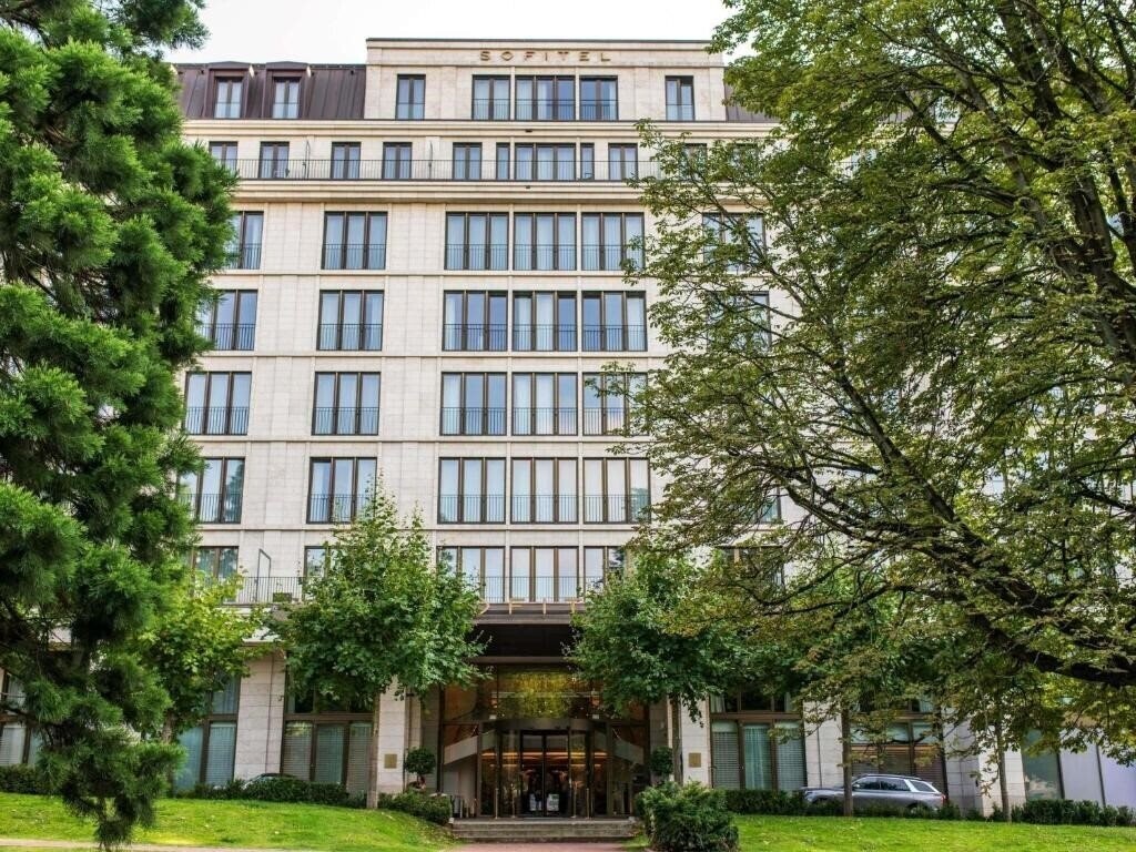 Готель Sofitel Frankfurt Opera 5*