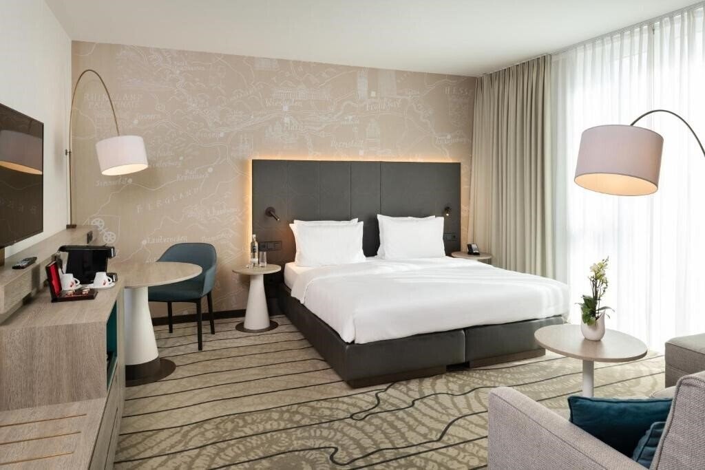 Фото Hyatt Place Frankfurt Airport 4*