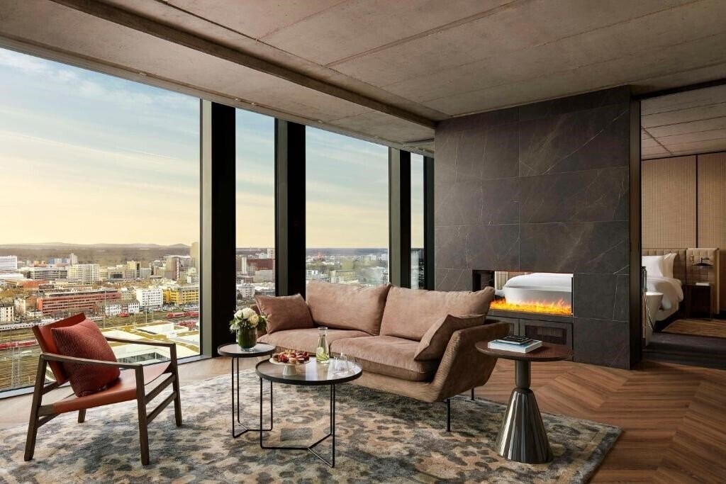 Фотографія NH Collection Frankfurt Spin Tower 4*