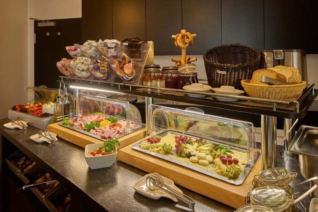 Картинка Skyline Hotel 4*