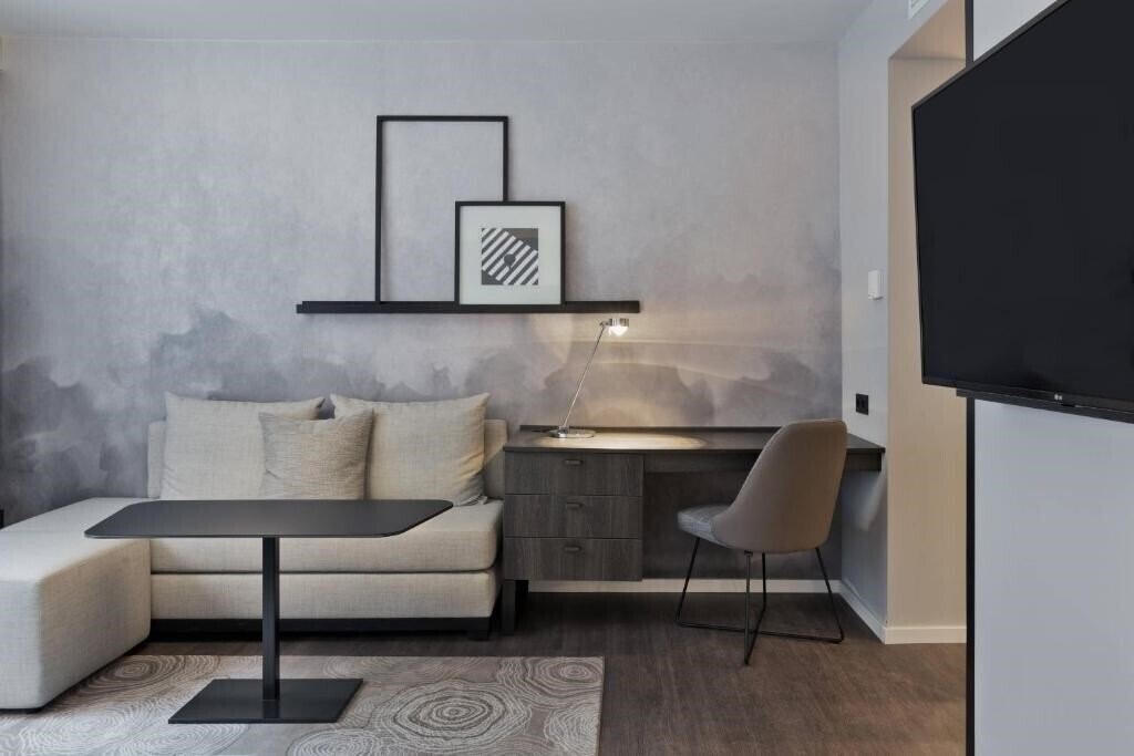 Готель Residence Inn Frankfurt City Center 3*