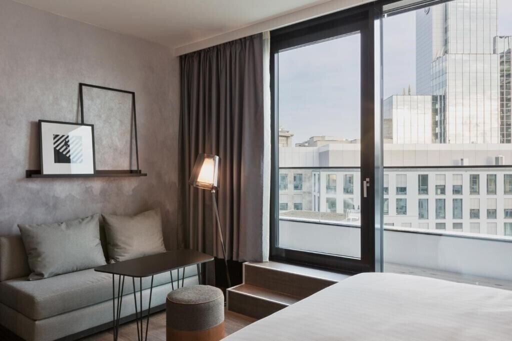 Фото Residence Inn Frankfurt City Center 3*