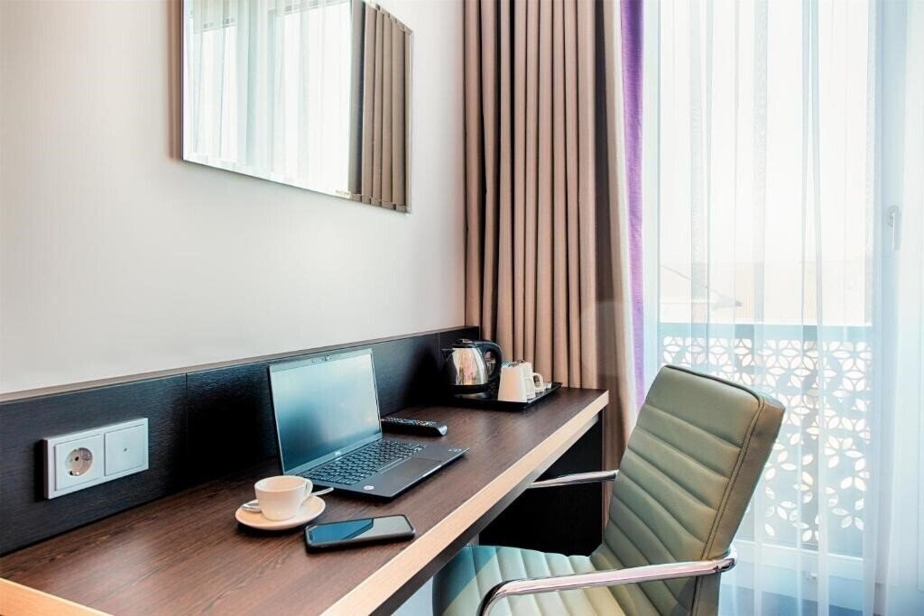 Фотография Premier Inn Frankfurt City Europaviertel 3*