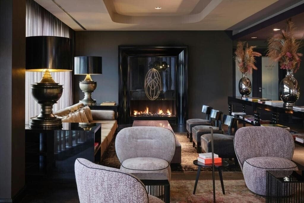 Картинка Roomers Frankfurt Central, Autograph Collection 5*