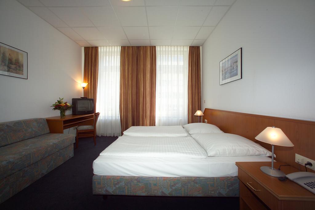Картинка Lumen Am Hauptbahnhof 3*