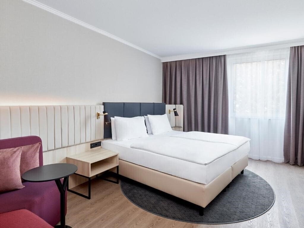 Зображення Crowne Plaza Hamburg - City Alster 4*