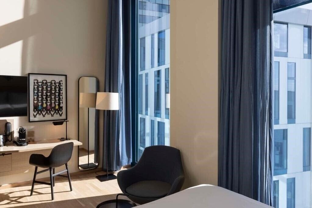 Фотографія Scandic Hamburg Emporio 4*