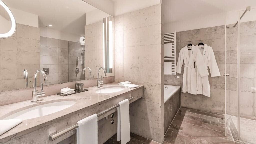 Зображення Dorint Hotel Am Heumarkt Koln 5*
