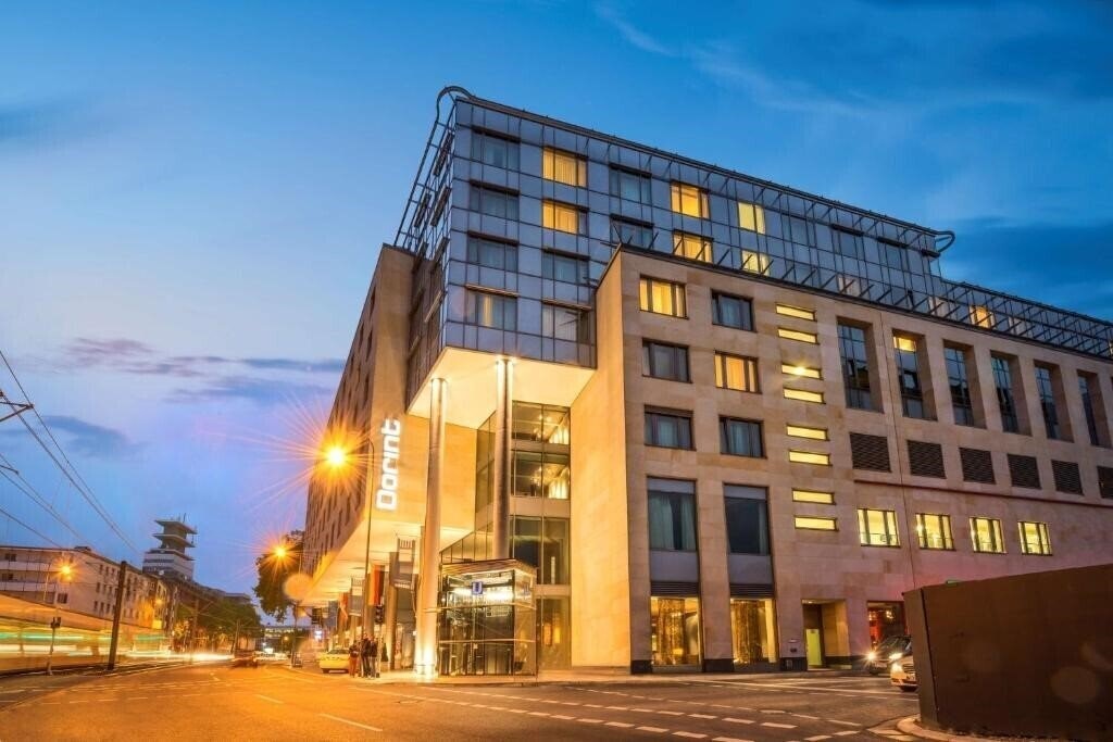 Готель Dorint Hotel Am Heumarkt Koln 5*