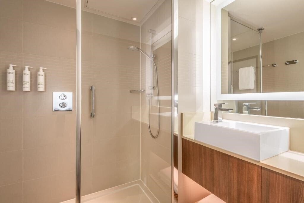 Фотографія Courtyard by Marriott Cologne 4*