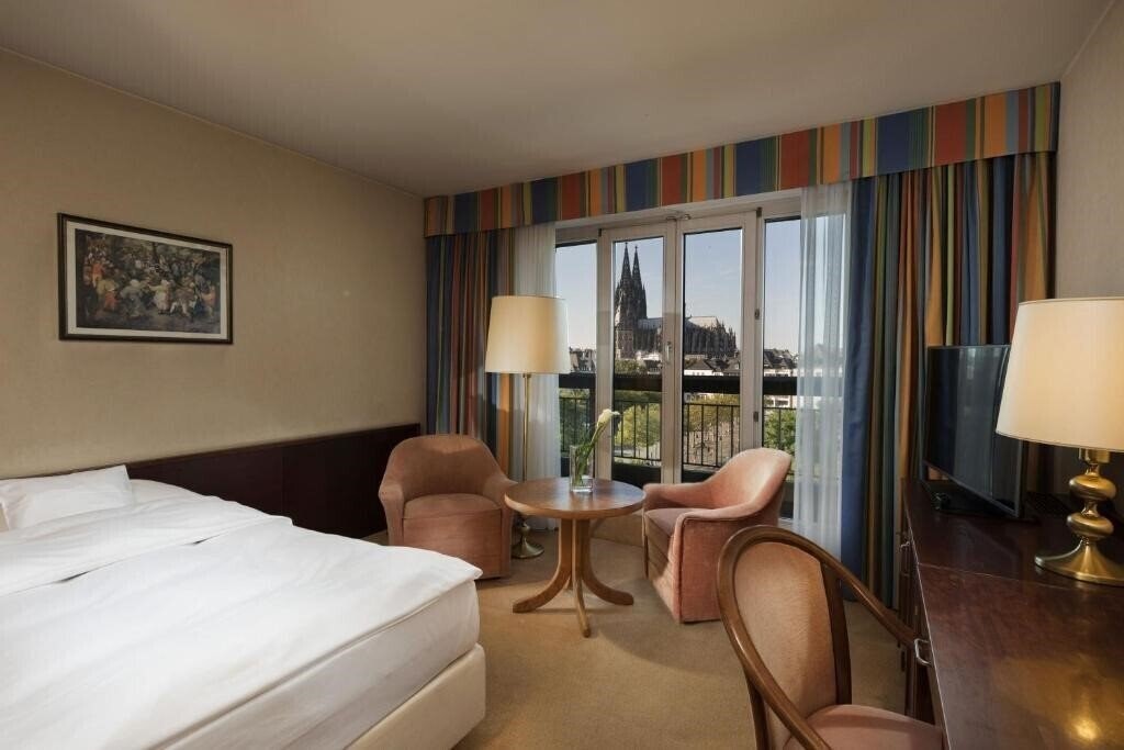 Фото Maritim Hotel Koln 4*