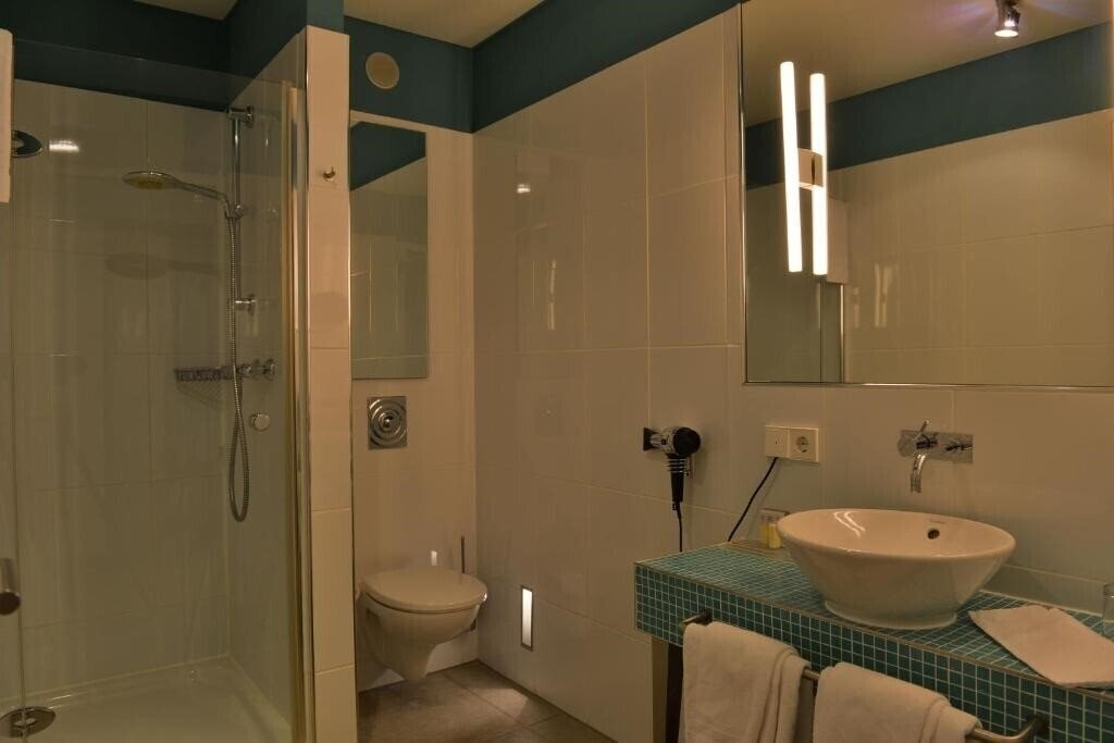 Фотографія Hotel Santo Cologne 4*