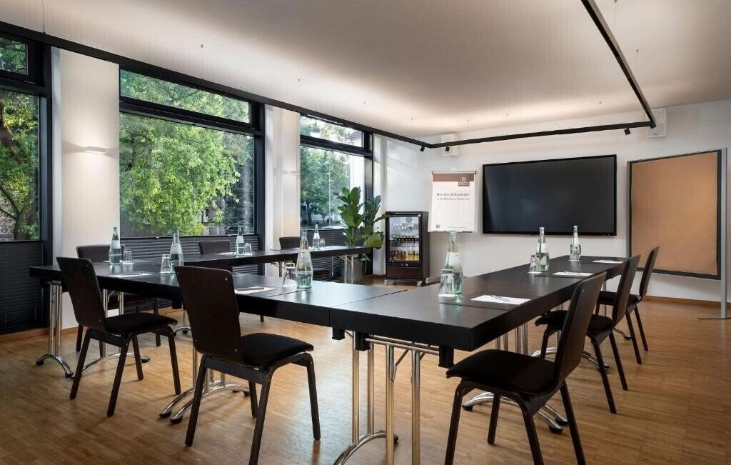 Картинка Stadthotel Am Romerturm 4*