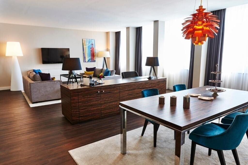 Фото Steigenberger Hotel Koln 4*