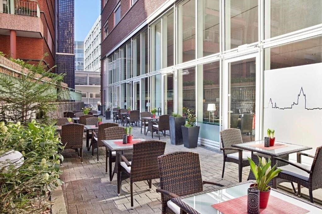Зображення Lindner Hotel Cologne Am Dom 4*
