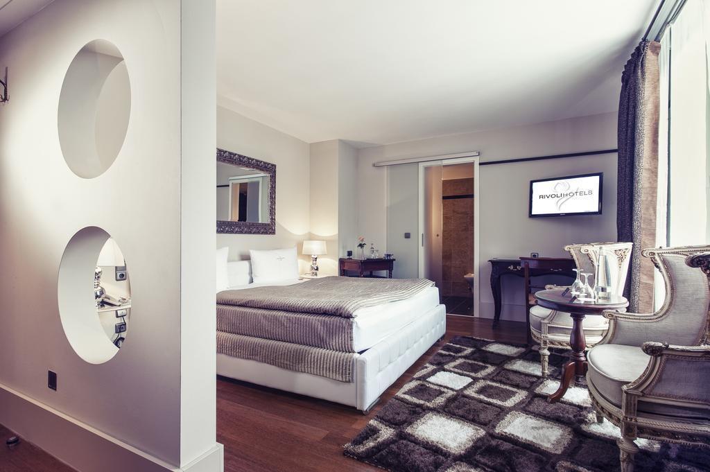 Отель Rivoli 4*