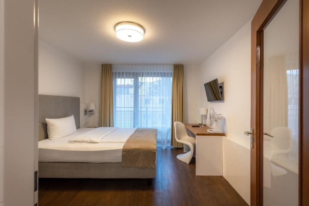 Фото Vi Vadi Hotel 3*