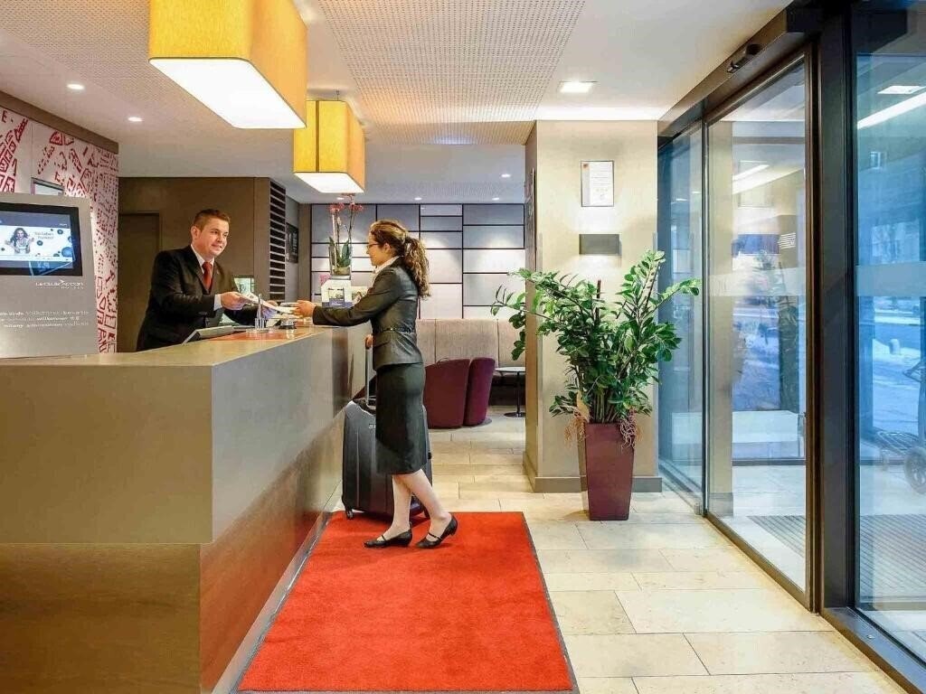 Готель Mercure Hotel Muenchen Schwabing 3*