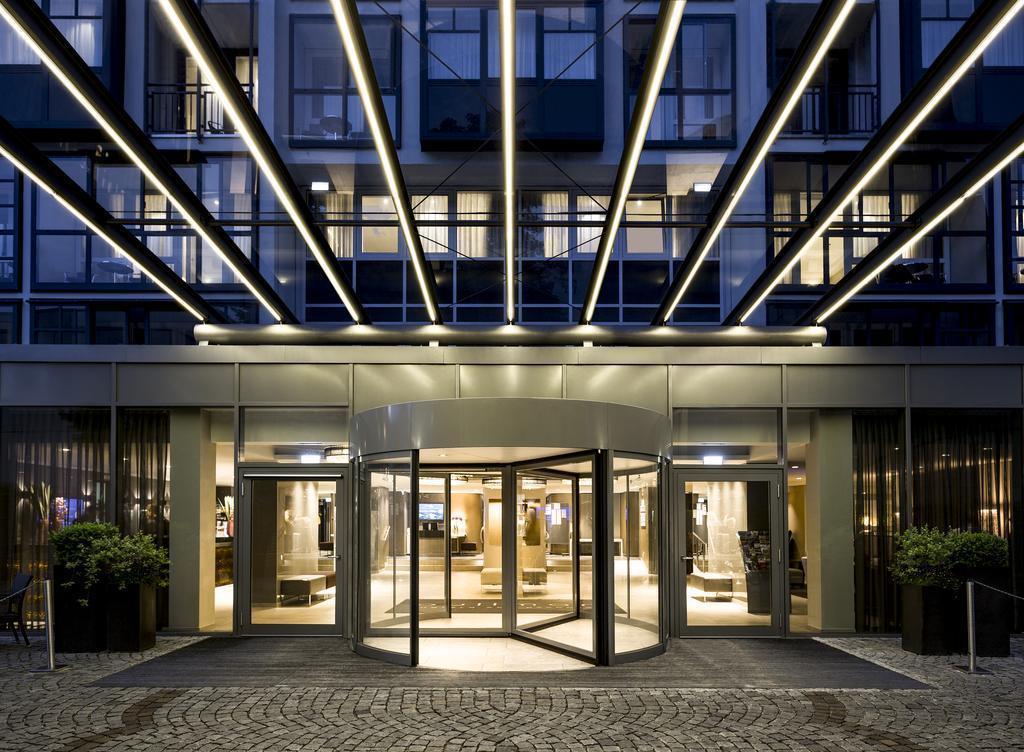 Готель Pullman Munich 4*