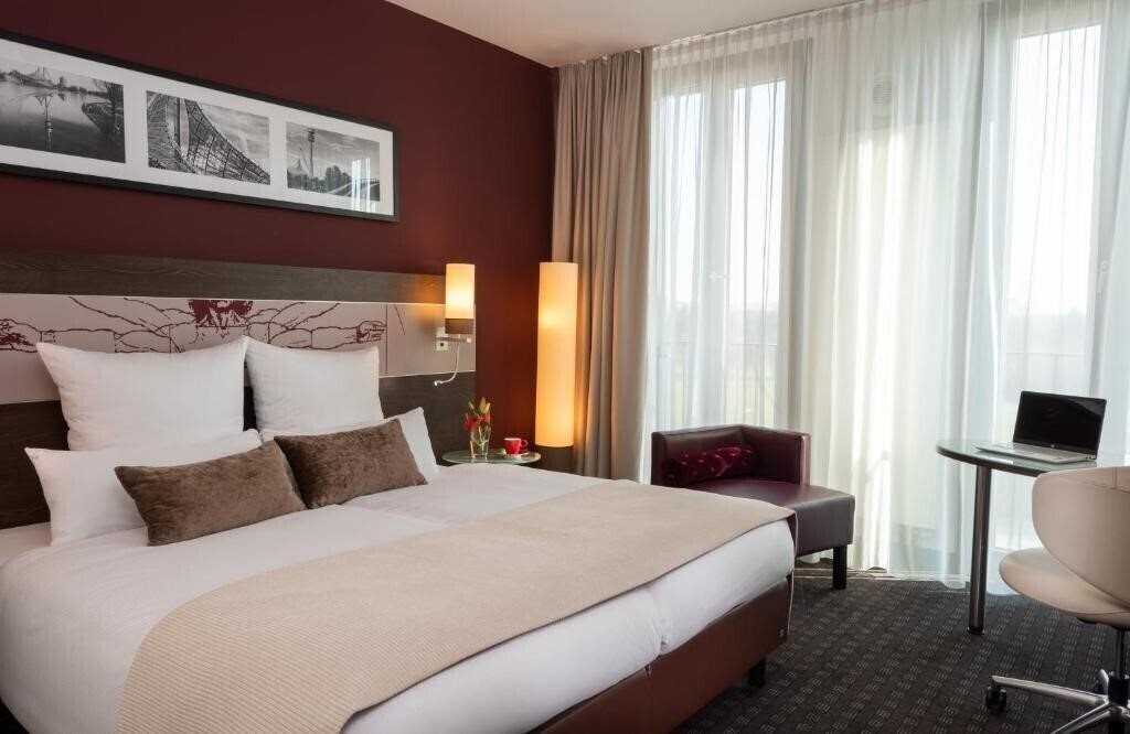 Фото Leonardo Royal Hotel Munich 3*