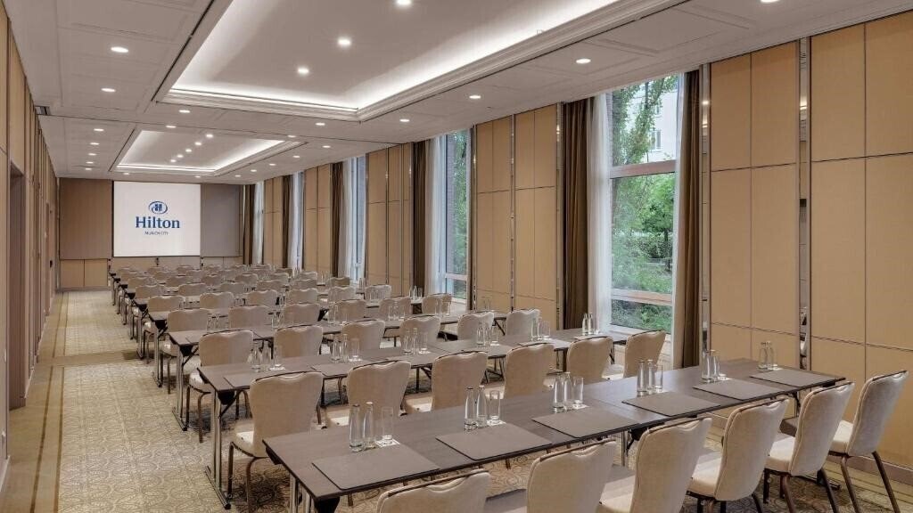 Зображення Hilton Munich City 4*
